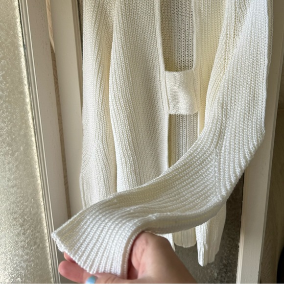 Dex Open Back Sweater - Picture 6 of 8